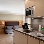 Living Anita شقة