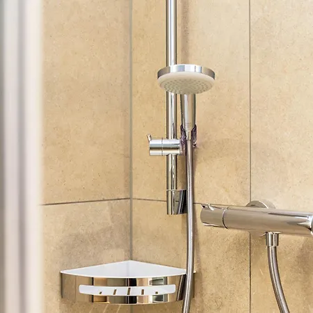 아파트 Living Anita
