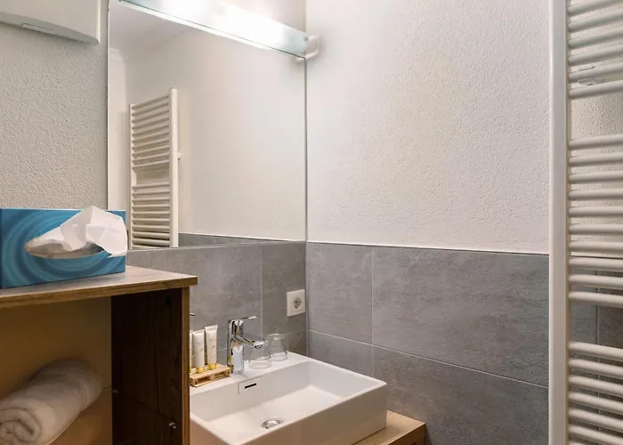 Living Anita アパート