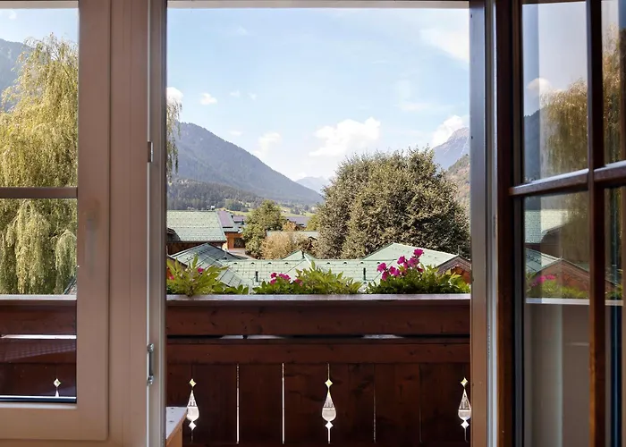 Living Anita アパート オエッツ