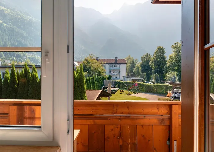 Living Anita アパート