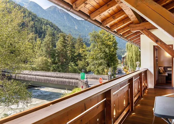 Living Anita アパート オエッツ