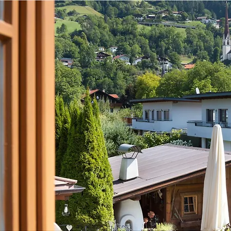 Living Anita * オエッツ