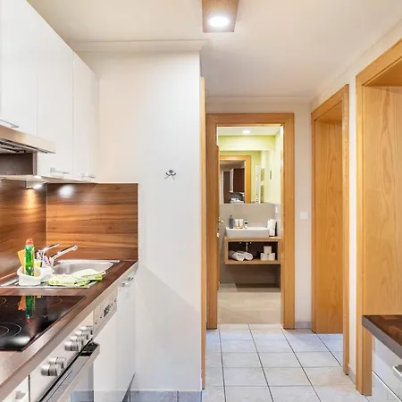 アパート Living Anita *